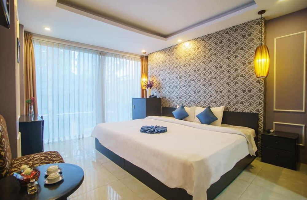 Phòng nghỉ thiết kế ấn tượng mang đến không gian tinh tế (Ảnh: Sense Legend Hotel)