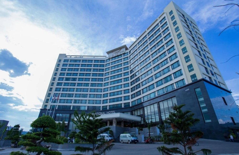 Lưu trú tại Aristo Hotel, du khách dễ dàng di chuyển đến các điểm du lịch nổi tiếng (Ảnh: Sưu tầm Internet)