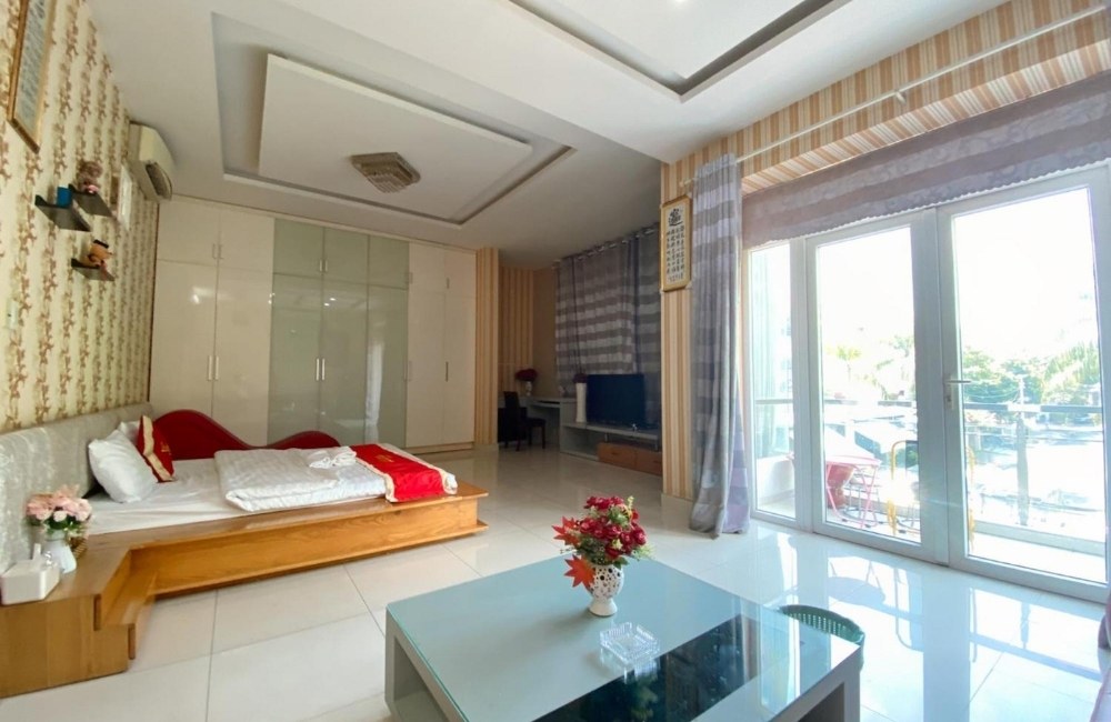 Phòng tại Lucky Hotel tuy đơn giản nhưng rất sạch sẽ (Ảnh: Sưu tầm Internet)