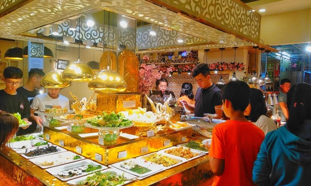 Nhà hàng buffet chay Quận 9 cực hút khách