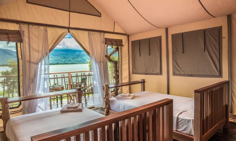 View Hồ Lăk nhìn từ Lak Tented Camp