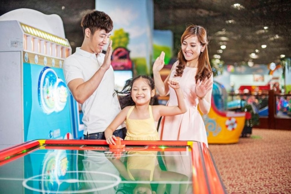 Khu vực máy chơi game tại VinKE