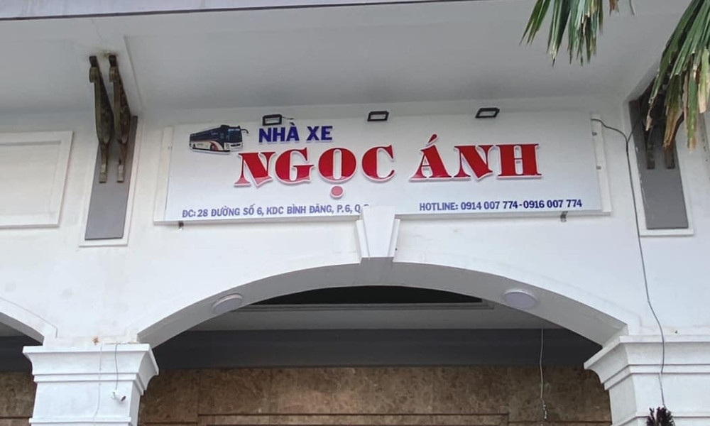 Quý khách có thể đến văn phòng nhà xe Ngọc Ánh để có thể đặt vé, mua vé