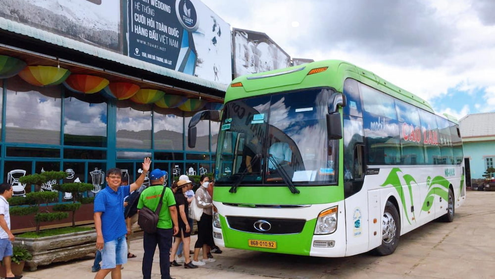 Nhà xe Cao Lâm chuyên cung cấp dịch vụ vận tải hành khách tuyến Thành phố Hồ Chí Minh - Phan Thiết.