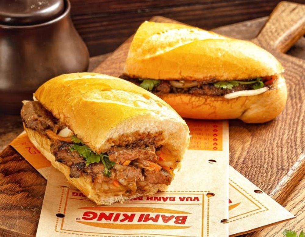 Bánh mì bò nướng thơm nức, khó cưỡng