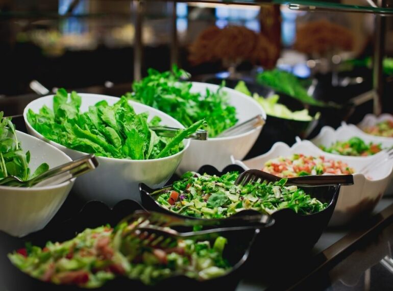 Mách bạn 3 địa chỉ buffet chay Tân Phú siêu ngon và chất lượng