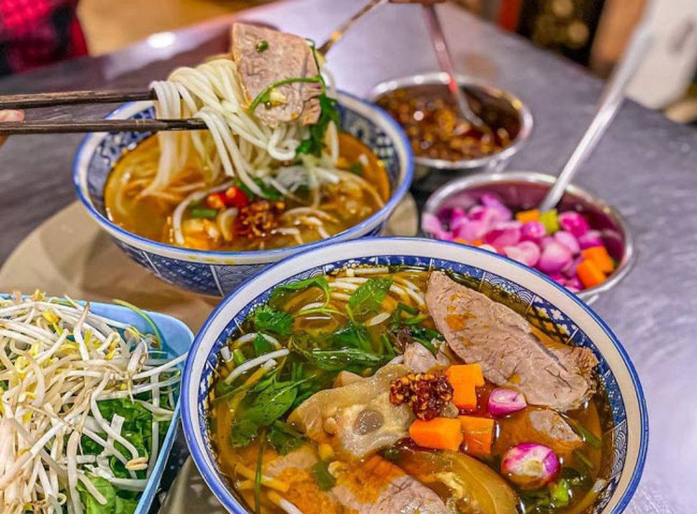 Bún bò huế Hoàng Giang 