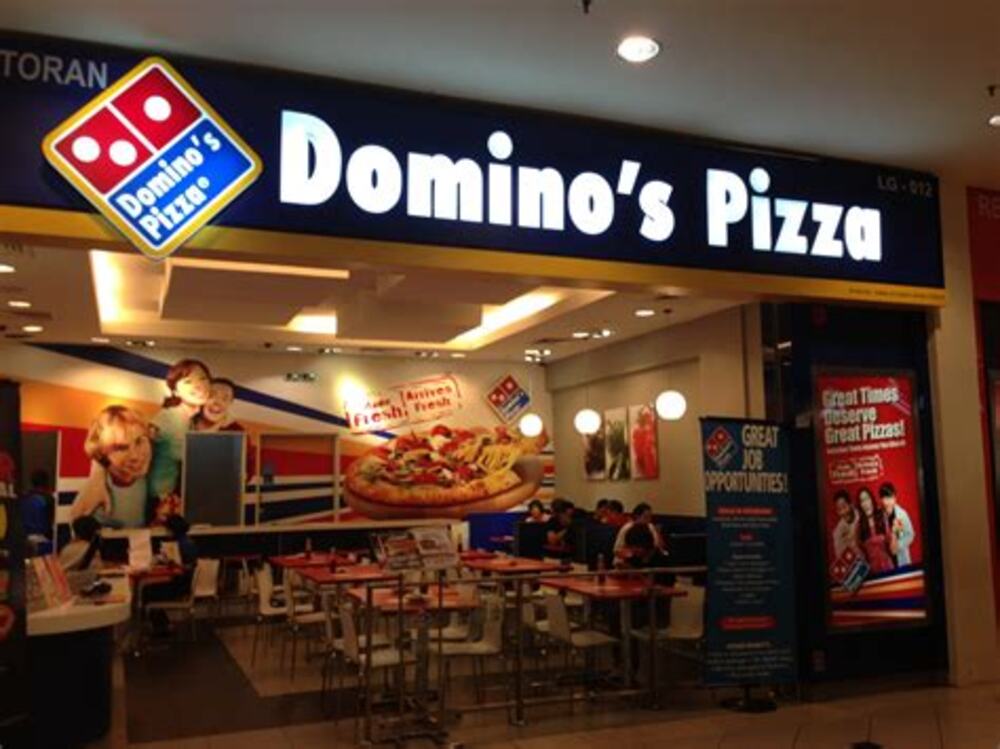 Domino’s Pizza Lotte Hồ Tây nổi bật với các món pizza truyền thống. (Ảnh: Sưu tầm Internet)