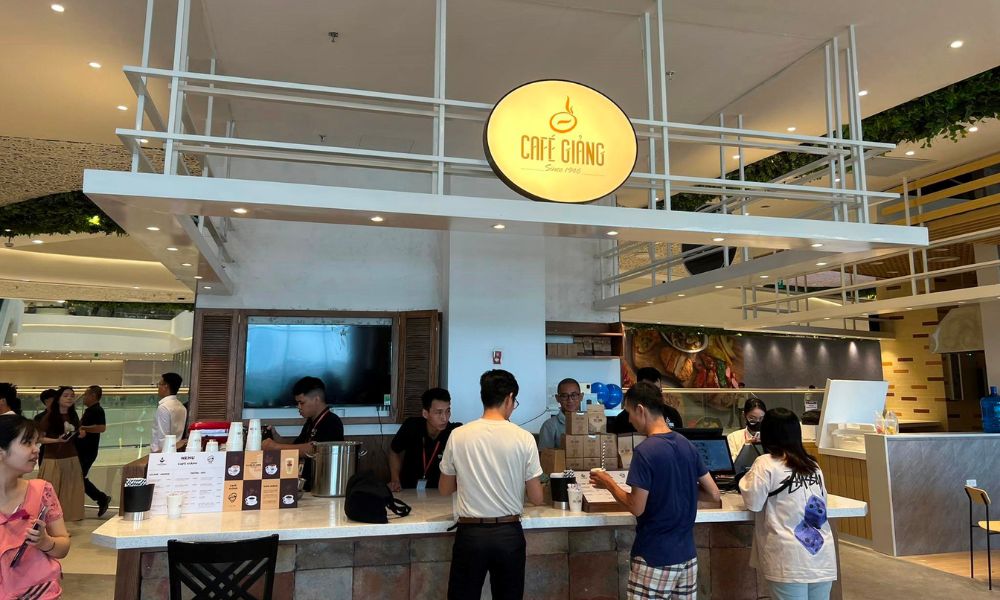 Cafe Giảng tại Lotte Mall Tây Hồ.