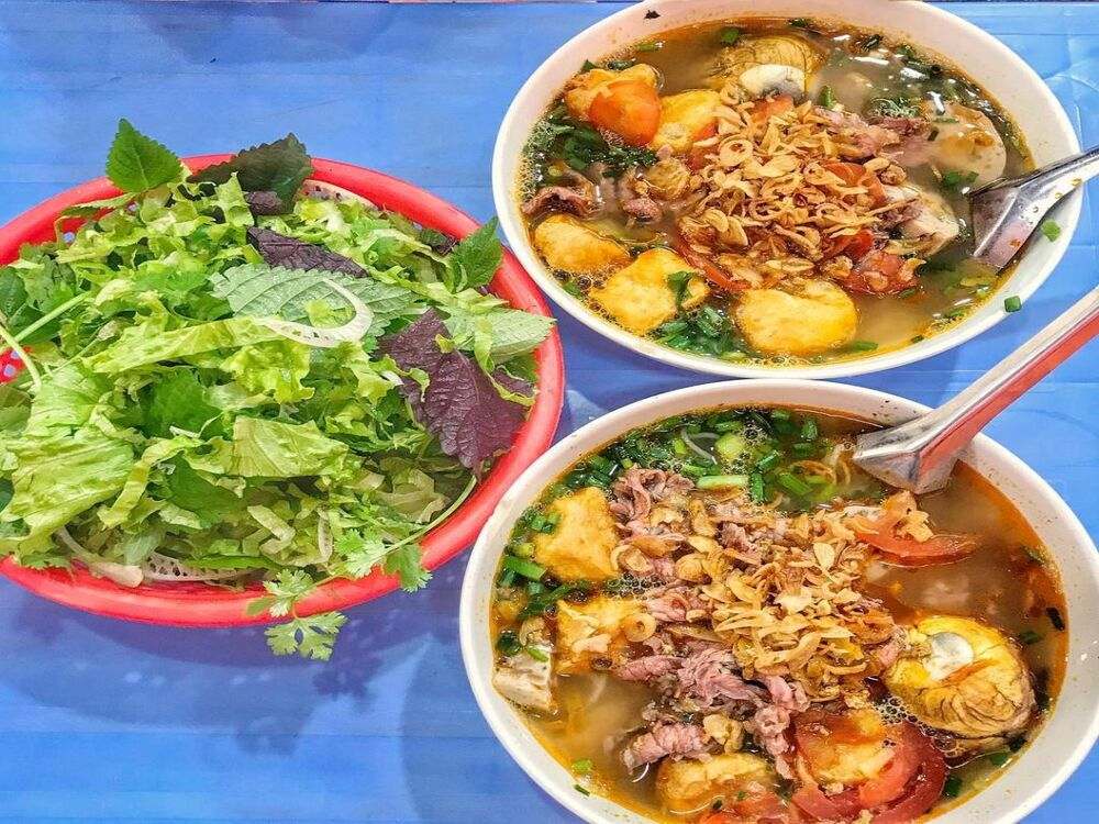 Bát bún riêu hấp dẫn, thơm ngon