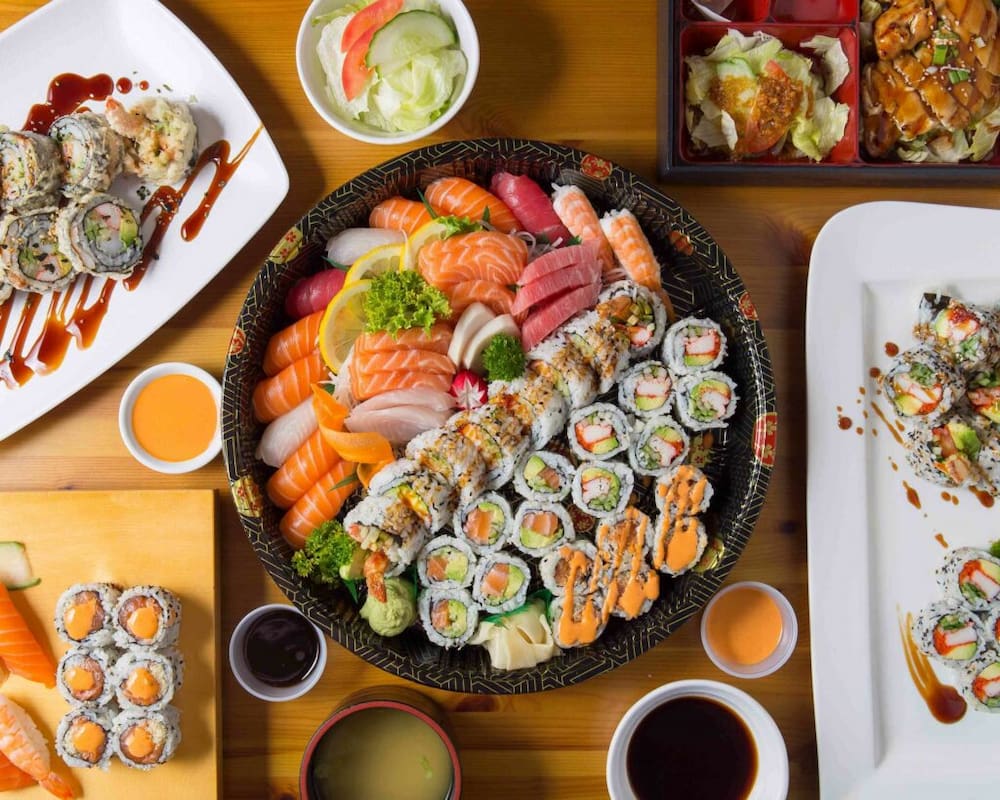 Sushi in Sushi là nhà hàng sushi Quận 1 nổi tiếng với hình thức phục vụ buffet