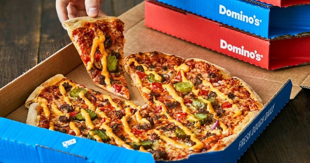 Domino's Pizza được nhiều các bạn trẻ yêu thích, lựa chọn. (Ảnh: Sưu tầm Internet)