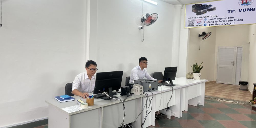 Bạn có thể liên hệ đến tổng đài hoặc đến trực tiếp văn phòng để được hỗ trợ