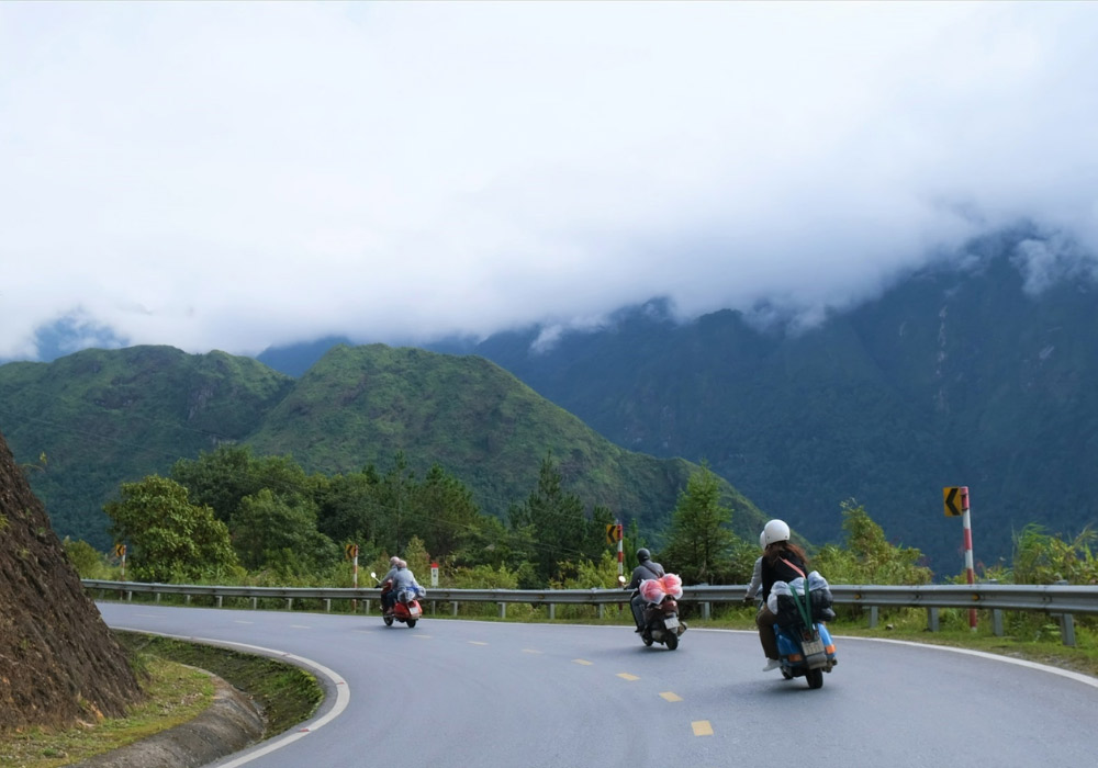 Lộ trình di chuyển đến thác nước Thủy Tiên bằng xe máy, ô tô tự túc