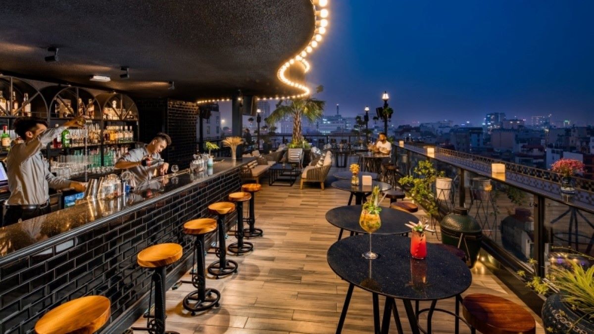 BEER CLUB TÂN PHÚ PHONG CÁCH TRẺ TRUNG VỚI KHÔNG GIAN MỞ VÀ ÂM NHẠC CUỐN HÚT