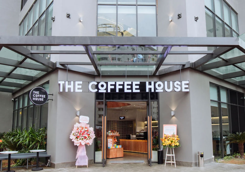 The Coffee House chi nhánh Thành Thái sở hữu mặt tiền rộng rãi (Ảnh: Sưu tầm Internet)