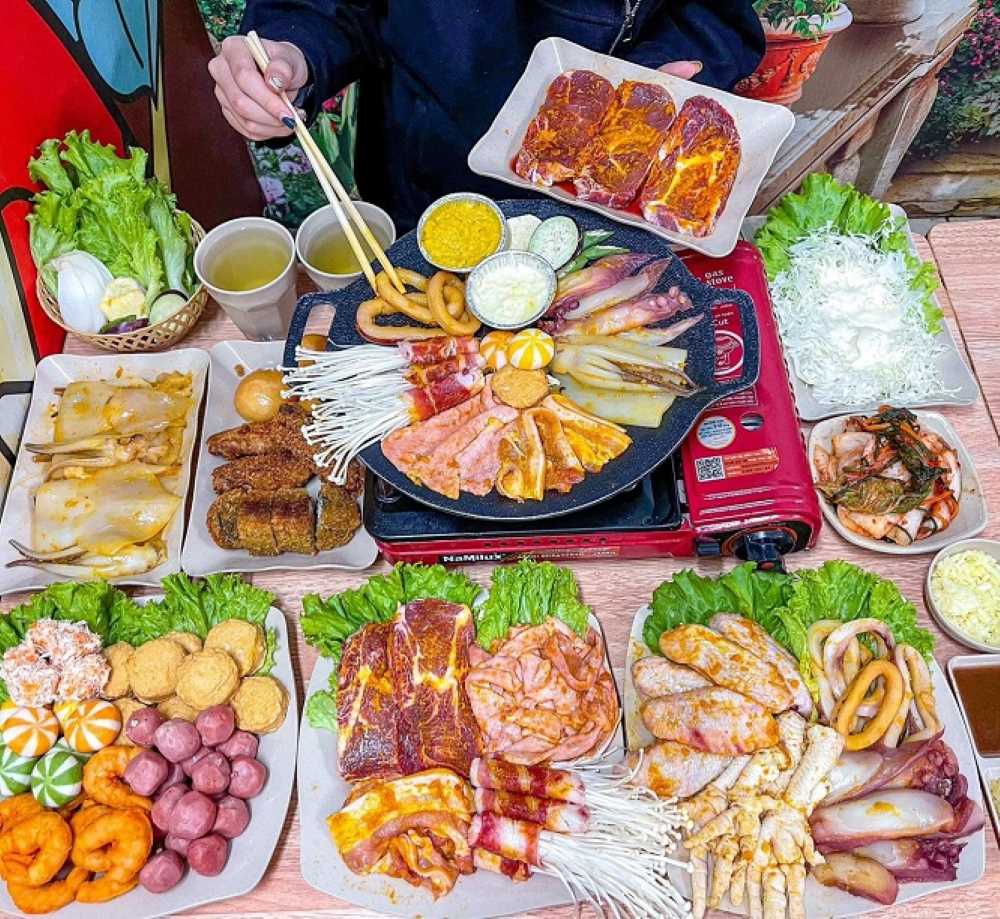 Buffet nướng tại Lemon Deli với các nguyên liệu tươi ngon