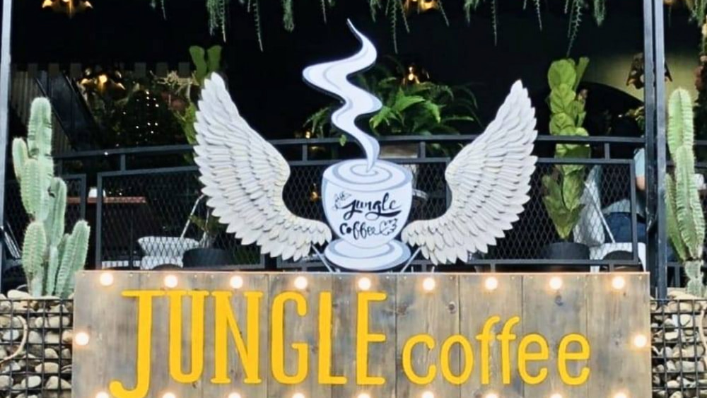 Jungle Coffee thiết kế gần gũi thiên nhiên.