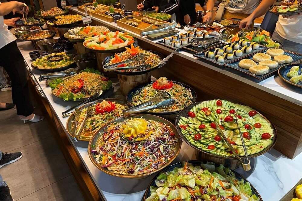 Thực đơn buffet tại Peach Vegan đa dạng với nhiều các món ăn ngon