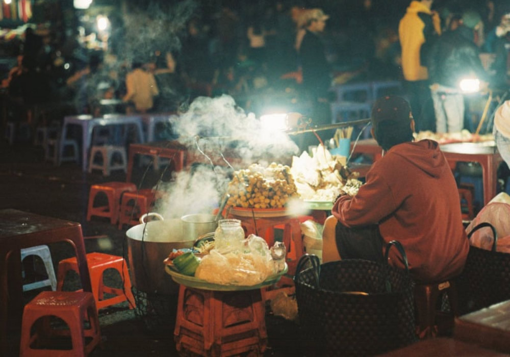 Các quán bún, cháo ăn mở đêm siêu ngon khu vực Cầu Giấy