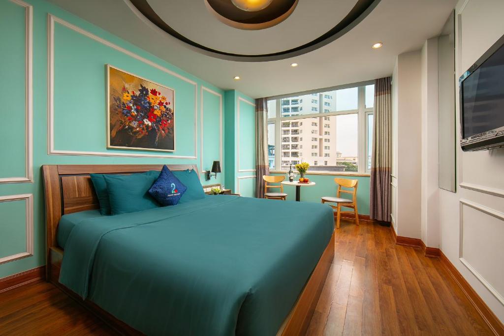 Nhà nghỉ Hai Mươi Hotel & Apartment gần bến xe Mỹ Đình