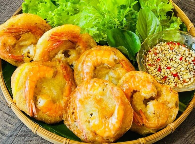 Bánh tôm Hồ Tây đặc sản Hà Nội