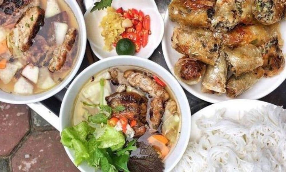 Bún chả nướng Hoa Châu - ăn là mê, ăn là ghiền