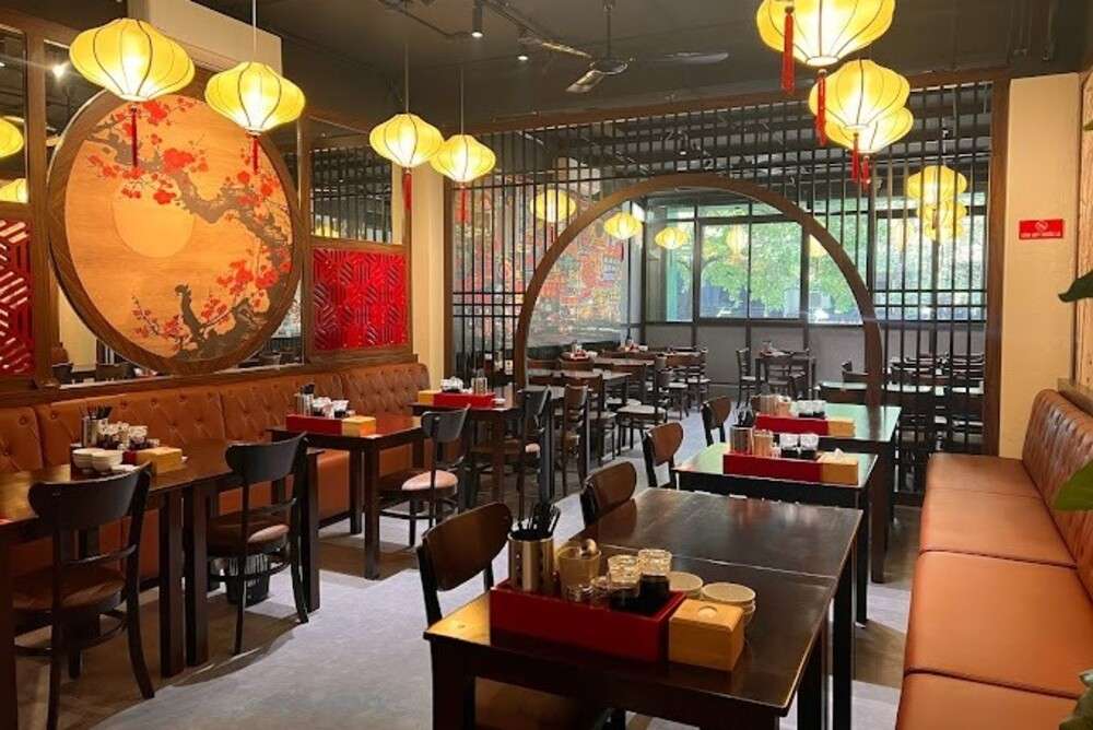 Phát Ký Mỳ Gia nổi tiếng với các món dimsum và mỳ hoành thánh (Ảnh: Google Maps)