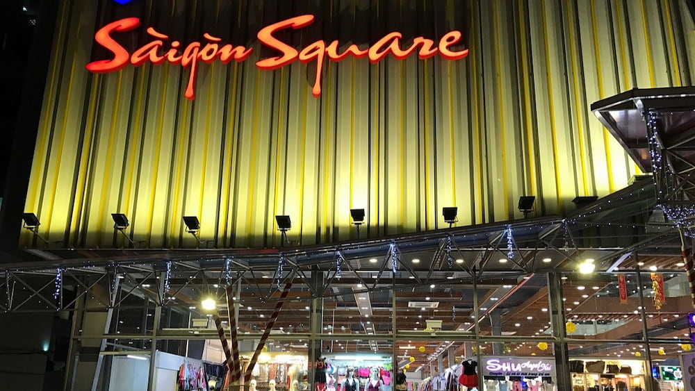 Saigon Square Shopping Mall là điểm đến lý tưởng cho những ai muốn mua sắm.