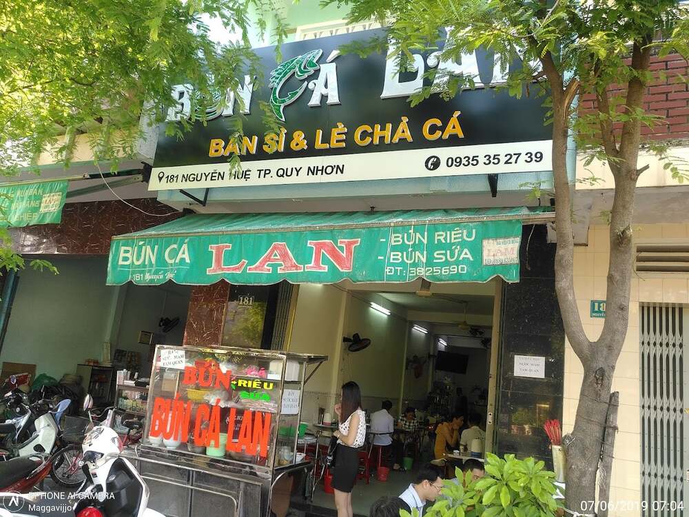 Quán bún cá Lan phục vụ thực khách từ sáng đến tối (Ảnh: Sưu tầm internet)