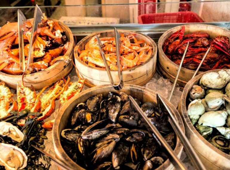 Top 5+ nhà hàng buffet hải sản quận 1 tươi ngon nên thử một lần