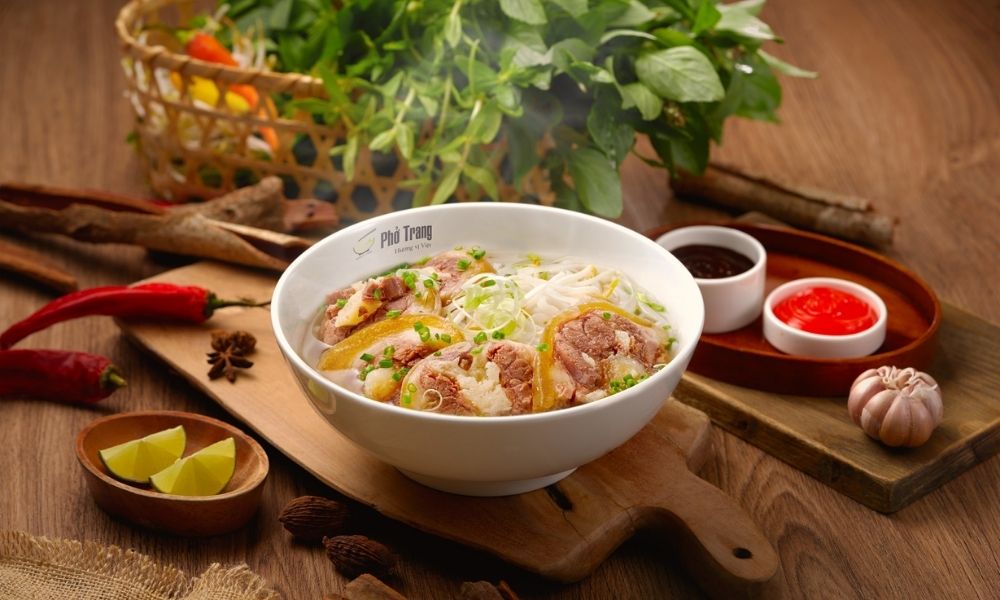 Món phở đuôi bò gây thương nhớ tại hệ thống Phở Trang Hồ Chí Minh