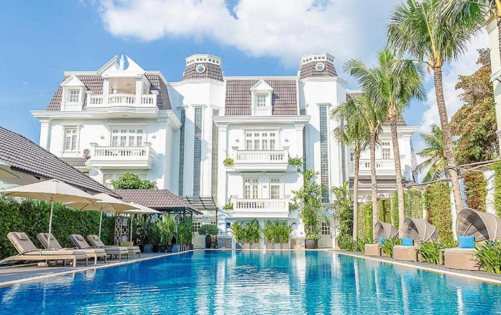 Hồ bơi nằm trong khuôn viên Villa Sông Saigon (Ảnh: Sưu tầm Internet)