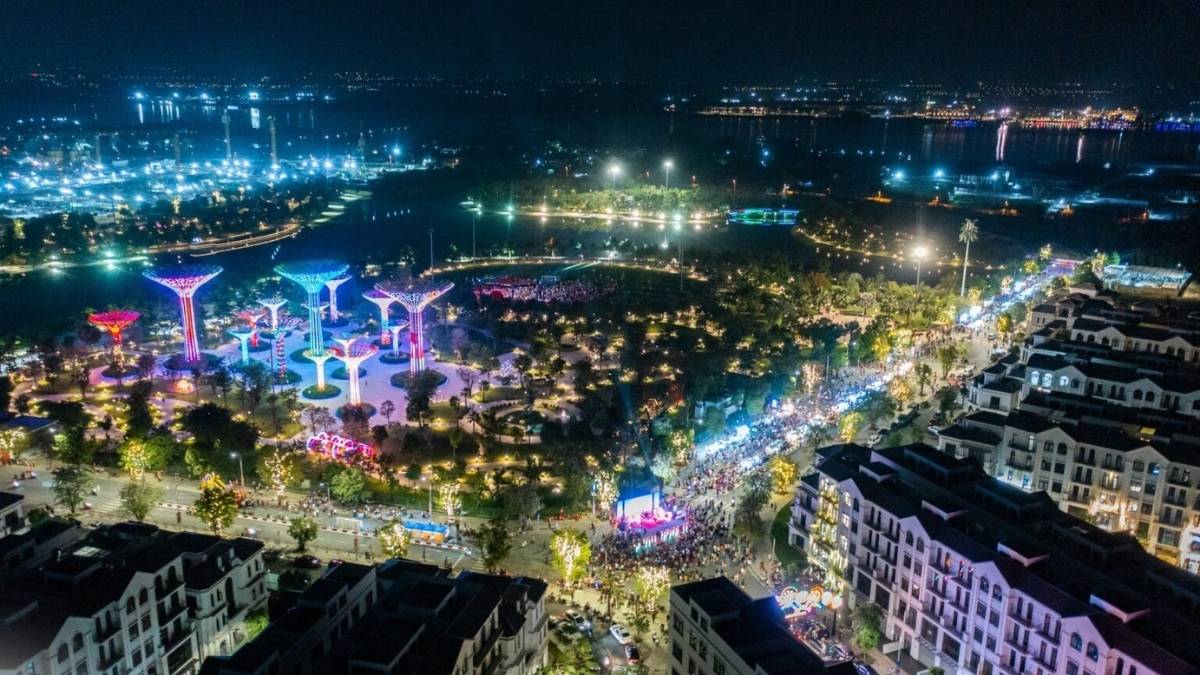 Check in và mua sắm thả ga tại chợ đêm Sài Gòn Grand Park