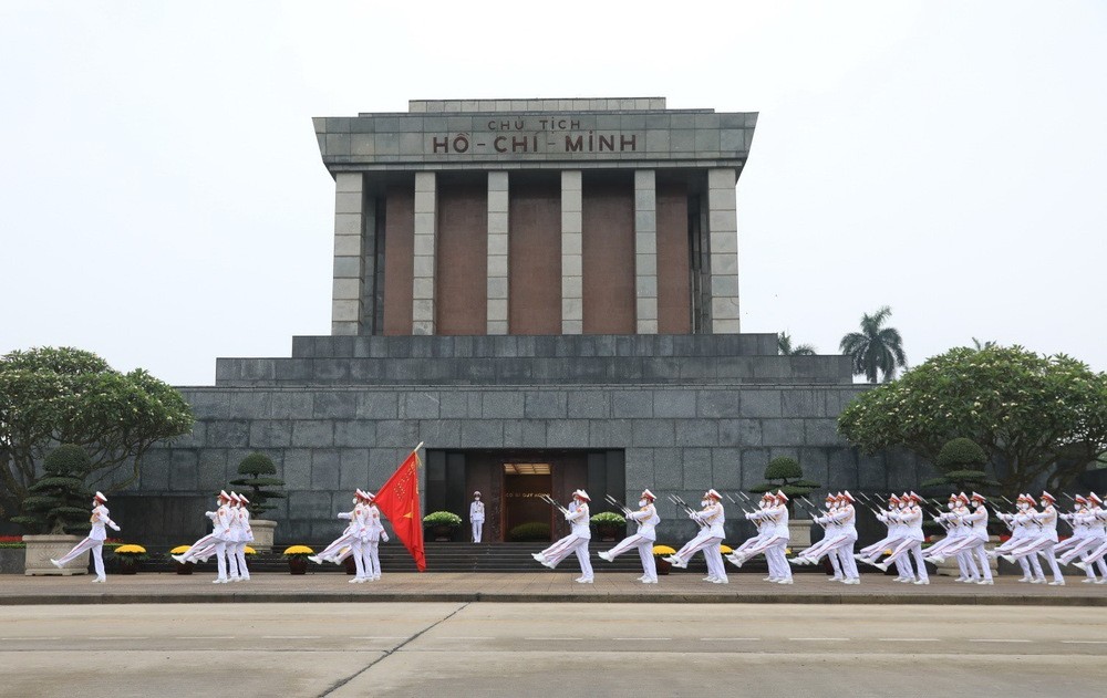 Lăng Chủ tịch Hồ Chí Minh