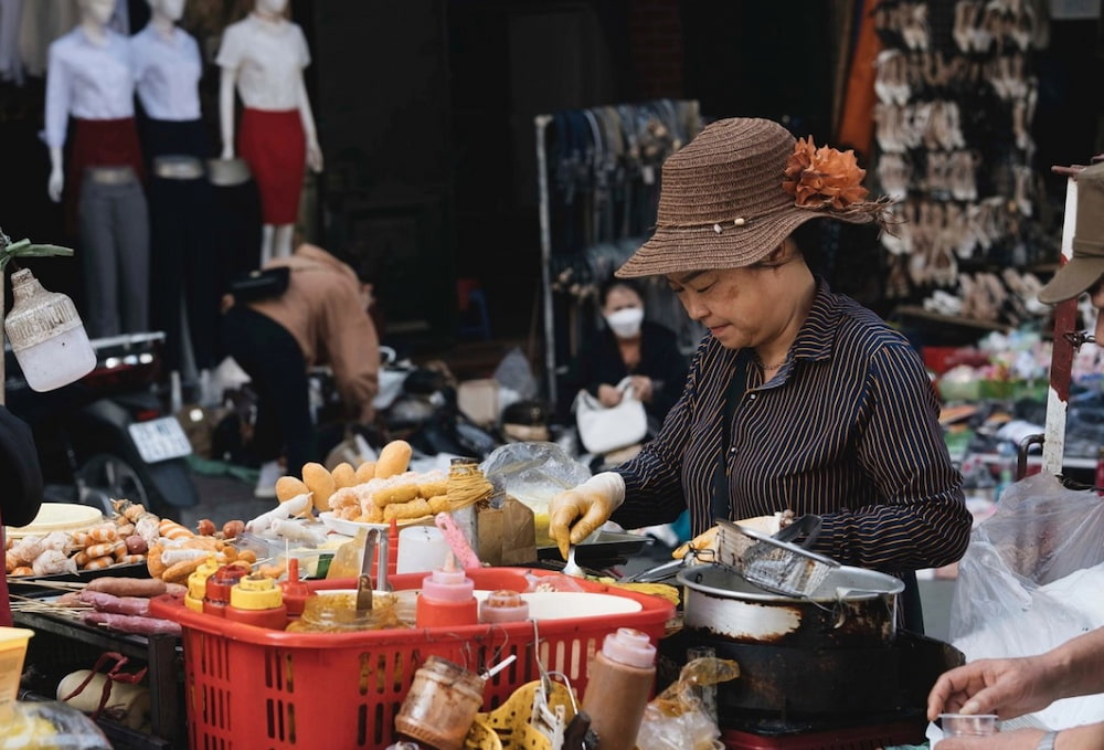 Trên thực tế, chợ Nhà Xanh vốn là một khu chợ tự phát từ người dân 