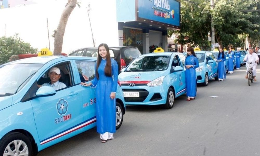 Du khách dễ dàng bắt taxi Sao Phú Yên trên các cung đường chính