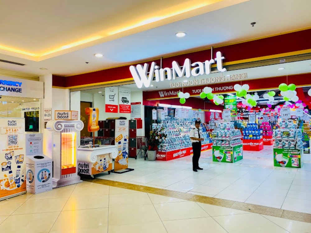 Winmart là điểm mua sắm góp phần nâng cao chất lượng cuộc sống của người dân khu vực (Ảnh: Sưu tầm Internet)