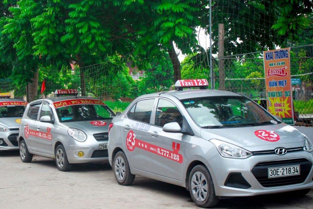 Taxi 123 hỗ trợ khách hàng đặt xe và giải quyết vấn đề 24/7 (Ảnh: Taxi 123)