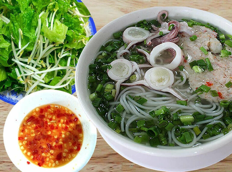 Bún quậy Quy Nhơn