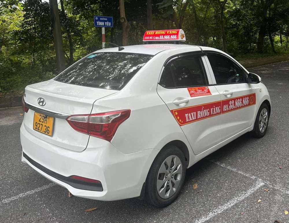 Taxi Rồng Vàng là một trong những hãng taxi nổi bật tại Việt Nam 
