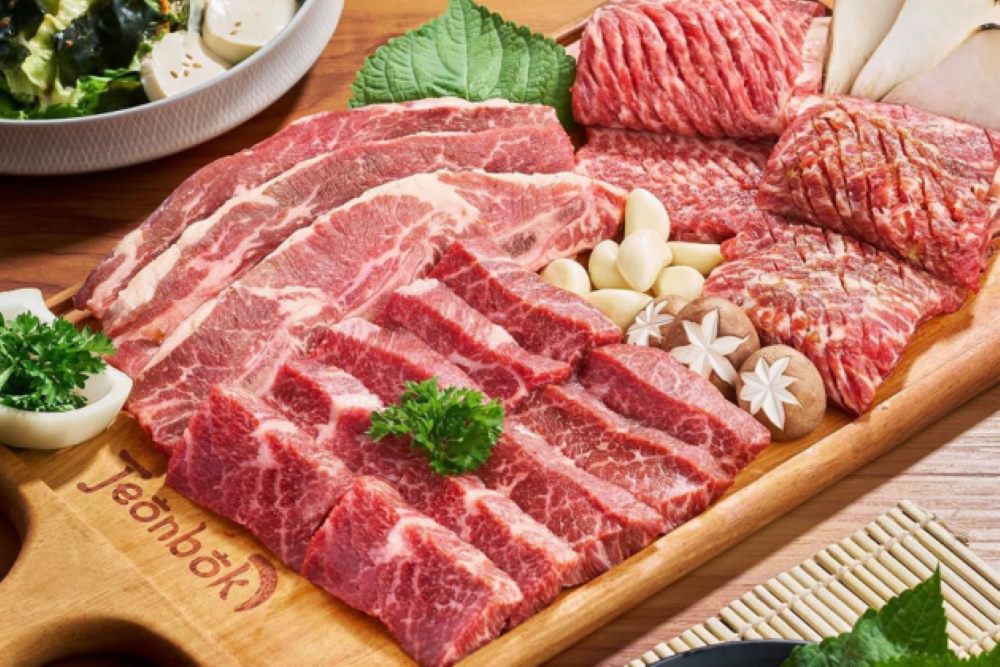 Jeonbok nổi bật với menu thịt nướng cực hấp dẫn