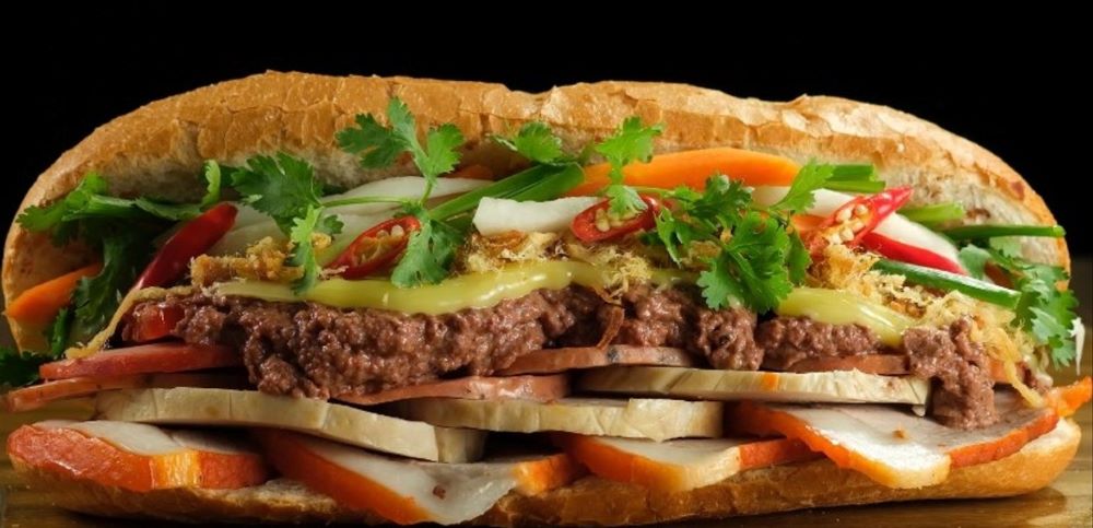 Bánh mì Bà Huynh là một trong những địa chỉ bánh mì lâu đời tại Sài Gòn 