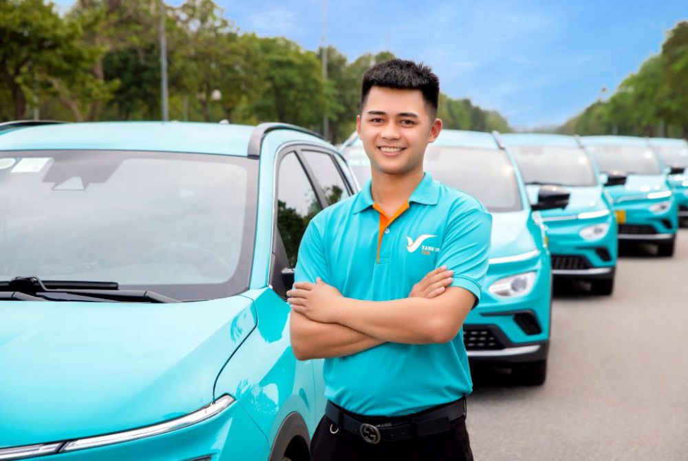 Tới chùa Long Nhiễu bằng taxi điện Xanh SM 