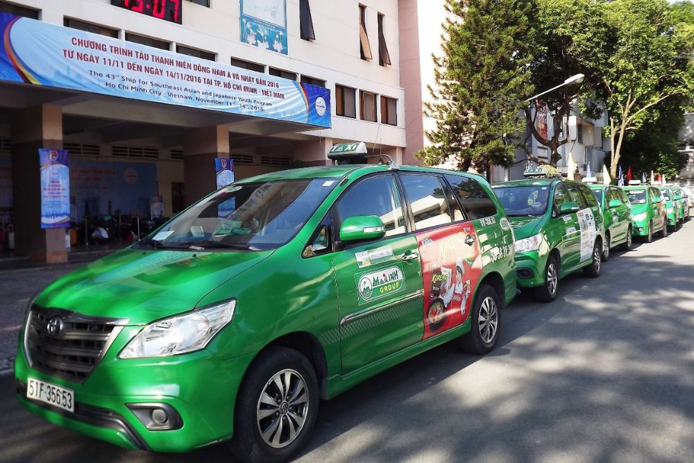 Một số phụ phí có thể phát sinh khi di chuyển bằng xe taxi Mai Linh (Ảnh: Sưu tầm Internet)