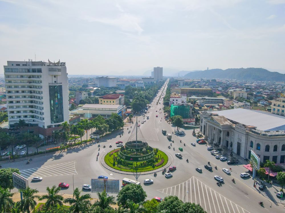 Các hãng taxi đổ bộ thị trường Nghệ An để phục vụ nhu cầu đi lại của hành khách