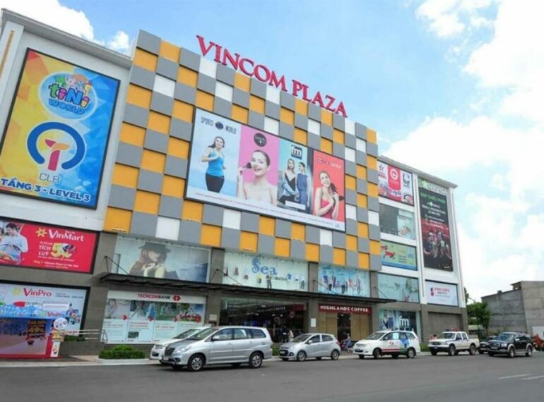 Vincom Plaza Lê Văn Việt có gì? Địa chỉ, giờ hoạt động