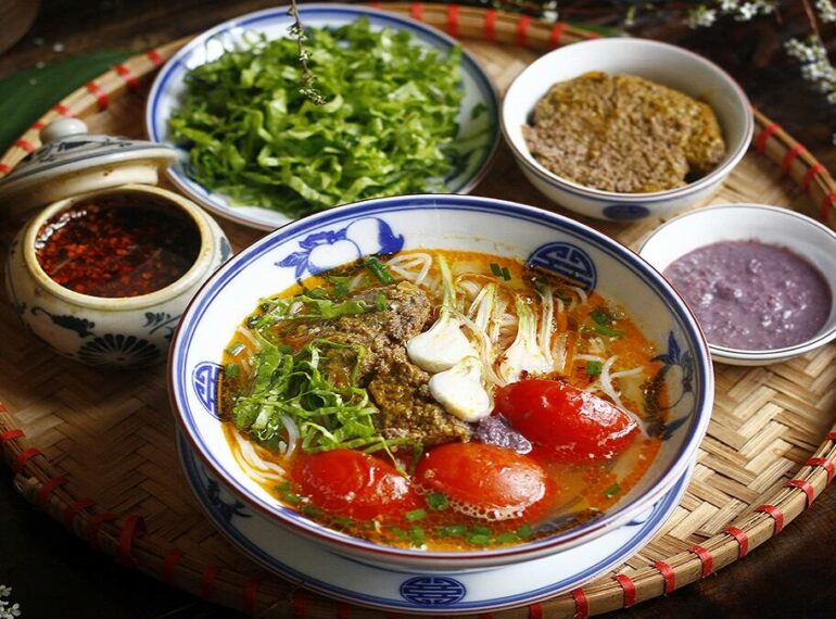 Bún riêu Quy Nhơn