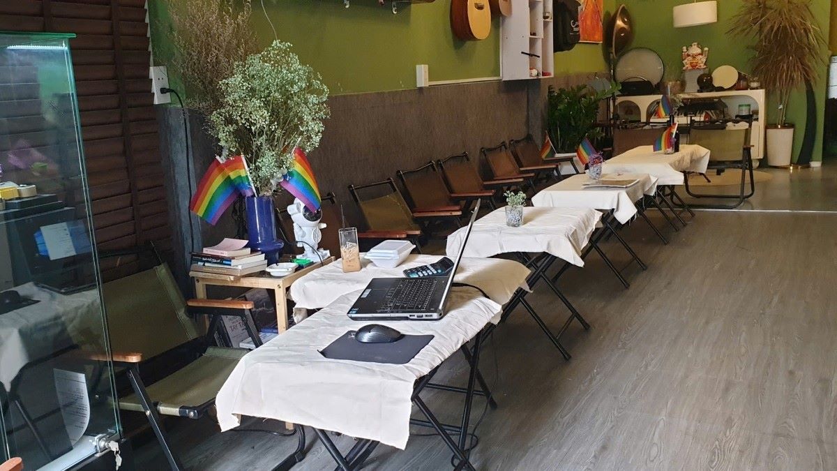 Quán cafe dành cho LGBT ở TPHCM