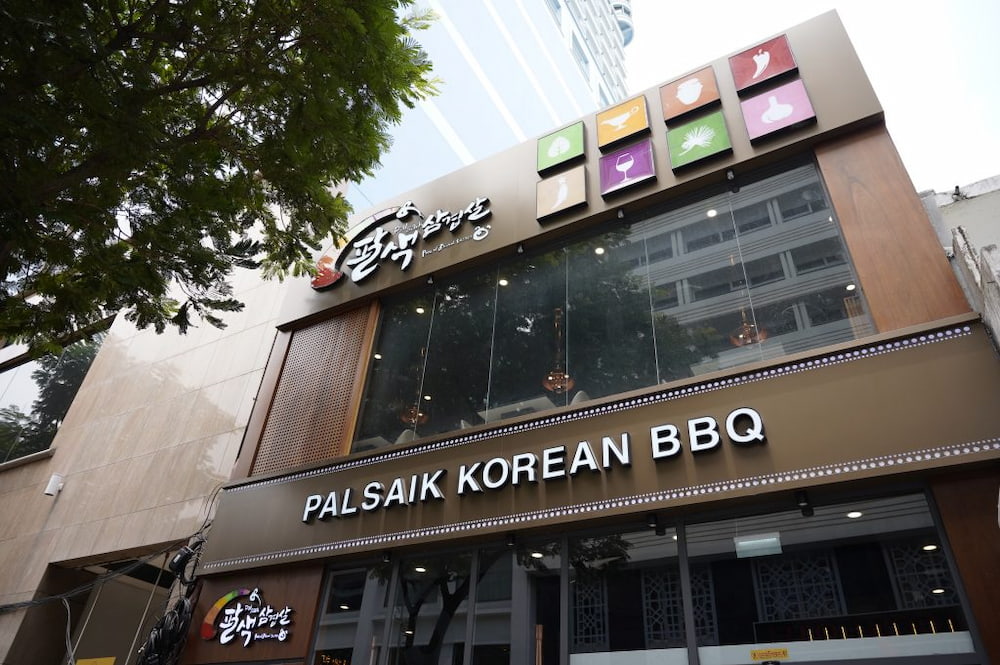 Không gian quán sang trọng và đậm chất Hàn tại Palsaik Korean BBQ